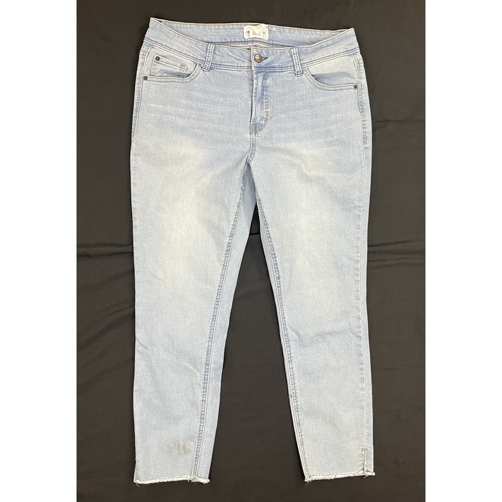 GUC For The Republic Women 10/29 Light Wash Raw Hem Skinny Jeans Stretch Denim